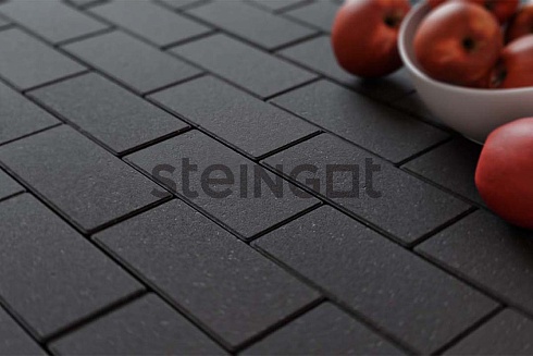 Тротуарная плитка Steingot Брусчатка "Черная" (верхний прокрас, минифаска) 60мм